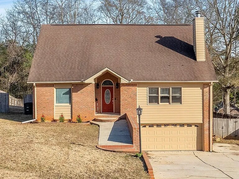 Foto principal - 2109 Rocky Brook Rd