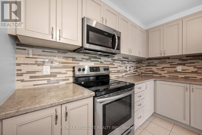 Building Photo - 374 Willow Aster Cir