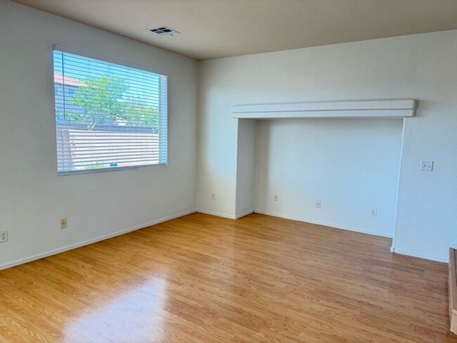 Foto del edificio - 3 bedroom with loft house