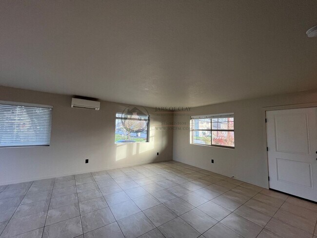 Foto del edificio - 13th St Duplex in Philomath