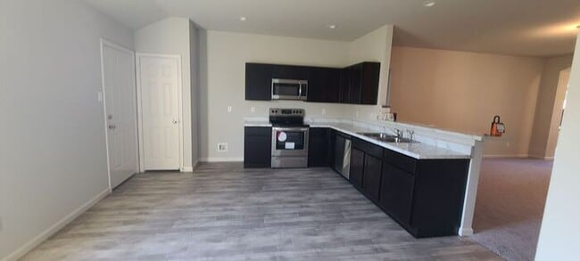 Building Photo - New Construction home, energy efficient an...