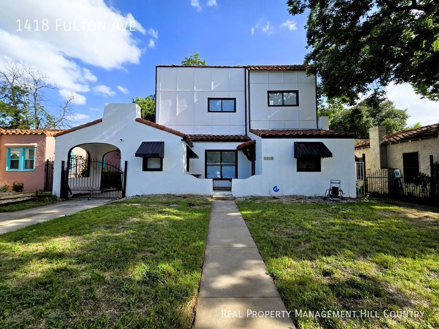 Primary Photo - Charming San Antonio Oasis