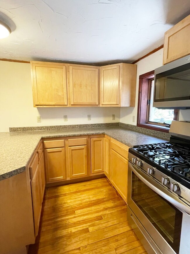 114-116 South Champlain Street - 114-116 South Champlain Street Apartment