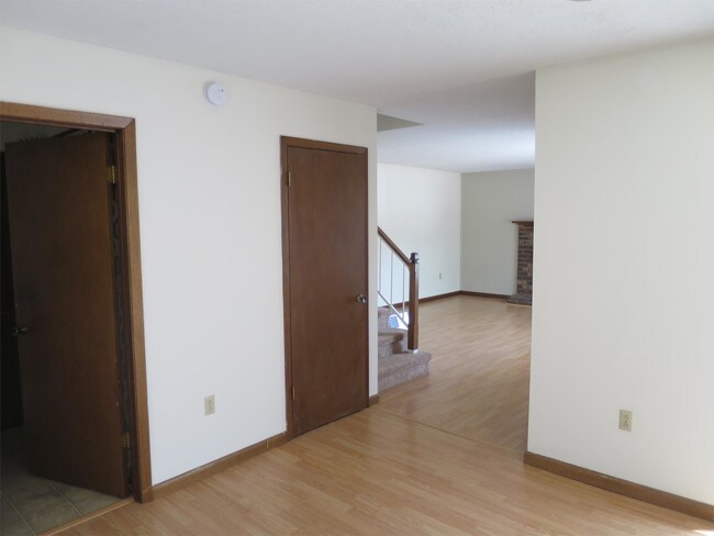 Foto del edificio - 9007 Creekside Ln NW