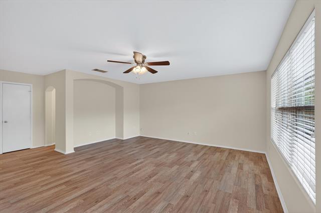 Building Photo - 7401 Cowhand Ct