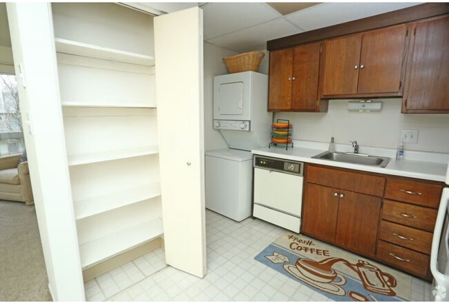 Foto del interior - Clover Tree Apartments