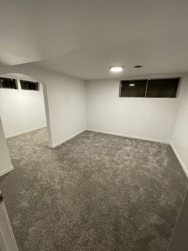 Foto del edificio - 1380 Lark Cir