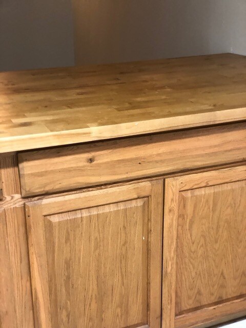 Kitchen - 5207 N Latrobe Ave