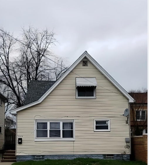 Primary Photo - 6013 Lausche Ave