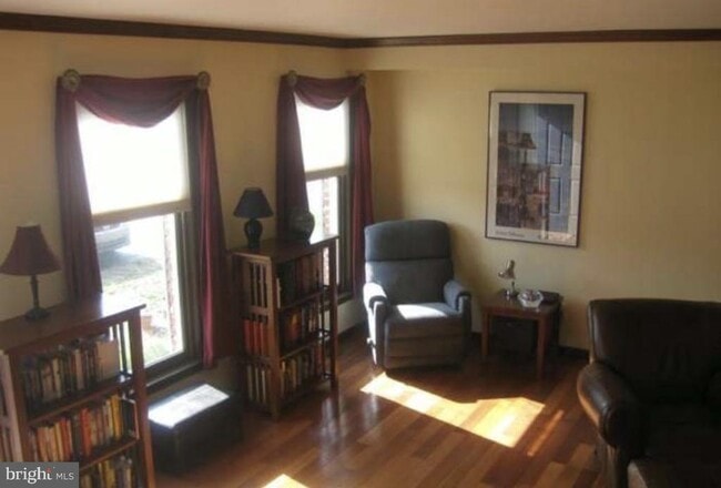 Foto del edificio - 516 Susan Dr