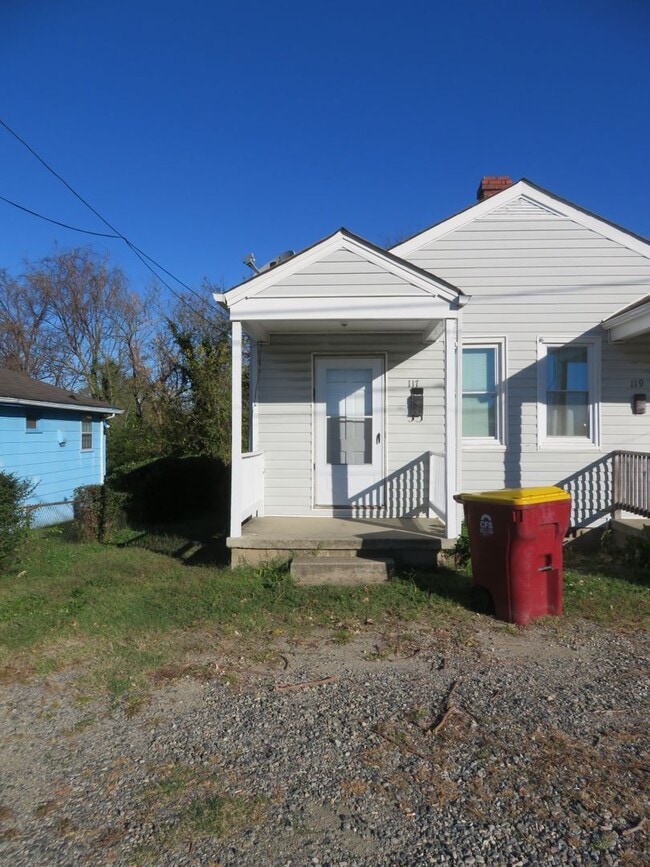 Building Photo - 117 Graham Rd