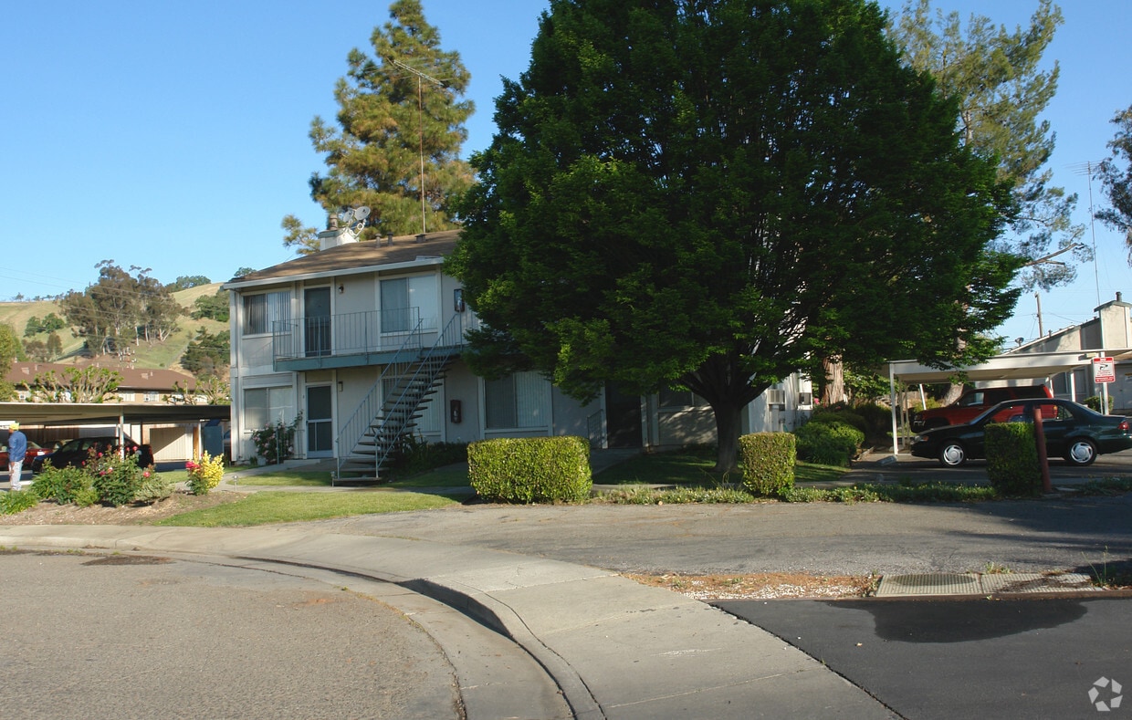 Berry Court Apartments 260 Berry Ct Morgan Hill CA 95037 Berry Court Apartments 260 Berry Ct Morgan Hill CA 95037