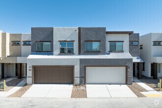 Building Photo - Cortaro Point