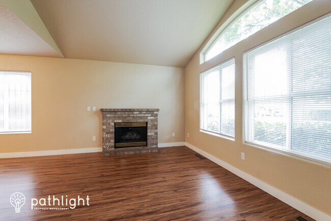 Building Photo - 4327 Beaumont Ln SE, Lacey, WA, 98503