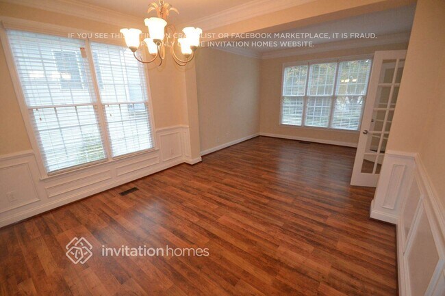 Building Photo - 5785 Vinings Retreat Way SW