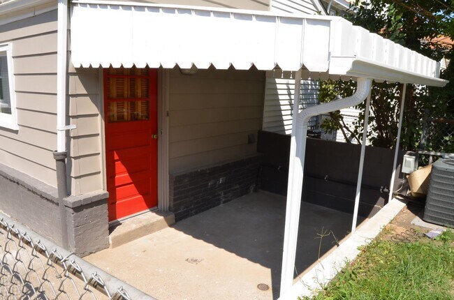 Building Photo - A beautiful Single Family house in Lawrenc...