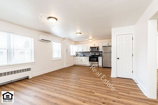 Building Photo - 1823 Griswold Dr