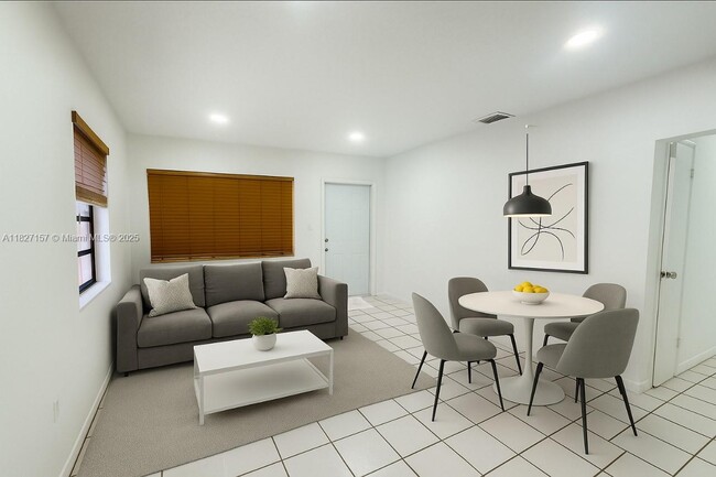Foto del edificio - 526 E 54th St