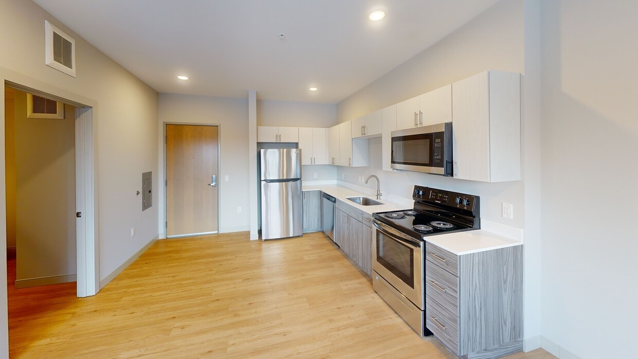 Photo - Holden House