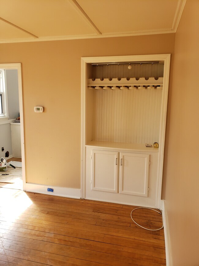 Bar in Living Room - 6 Elm St
