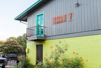 Building Photo - 3914 Avenue D