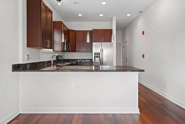 Foto del edificio - 1314 N Wicker Park Ave