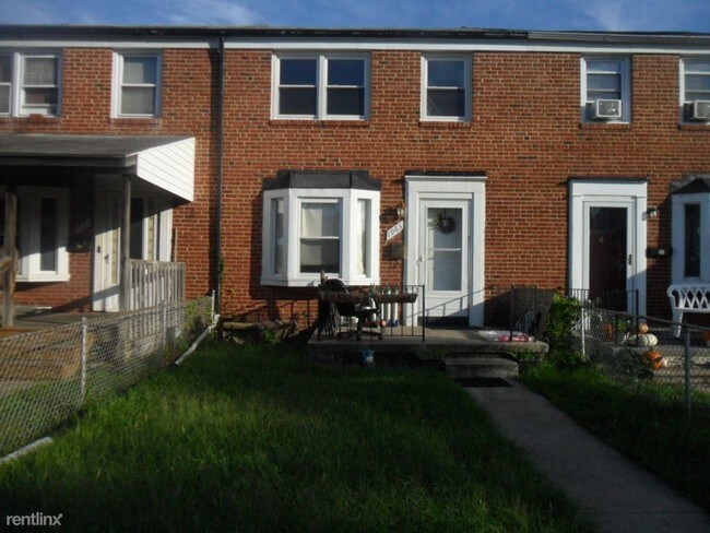 Building Photo - 3 br, 1.5 bath House - 1963 Guy Way