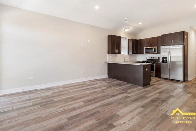 Foto del edificio - 6337 S Ellis Ave