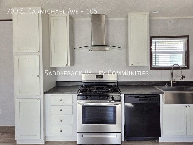 Foto del edificio - 700 S Carmichael Ave