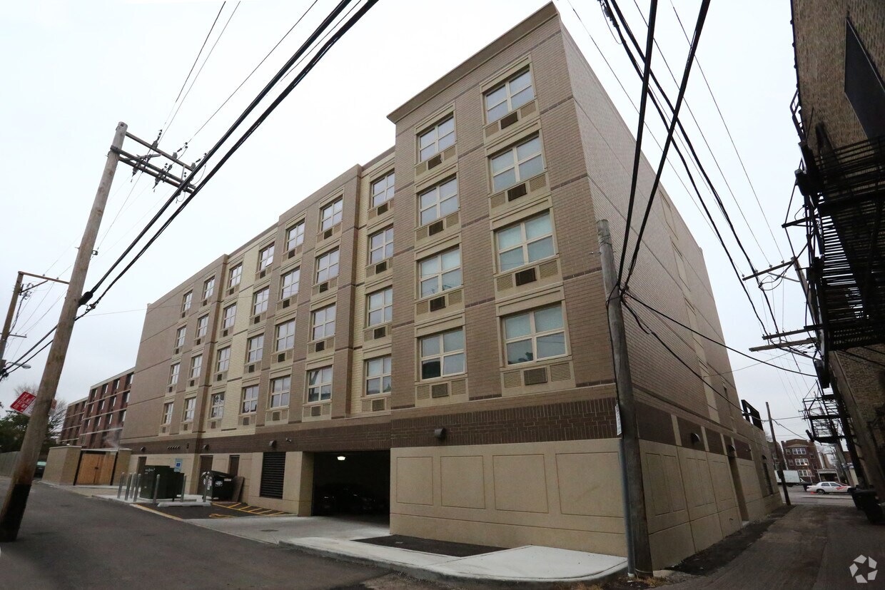 Foto del edificio - Darul Amaan Senior Living