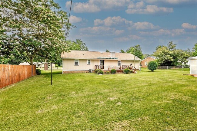 Foto del edificio - 209 Old Farm Rd