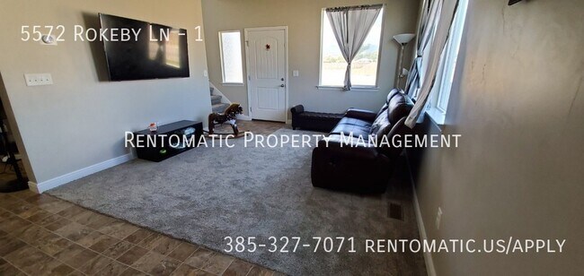 Building Photo - 5572 Rokeby Ln