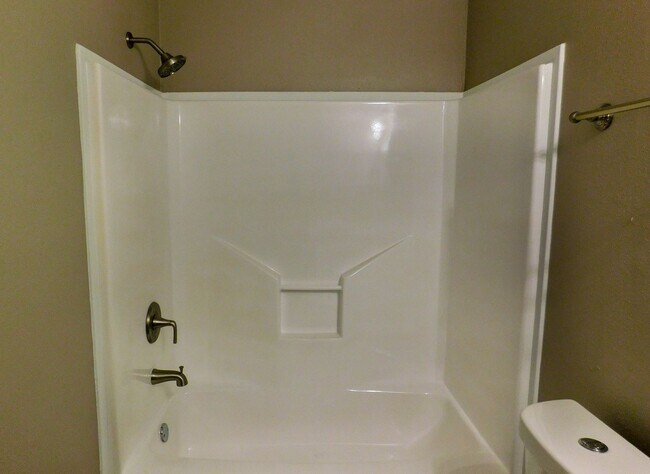 Foto del edificio - Room For Rent