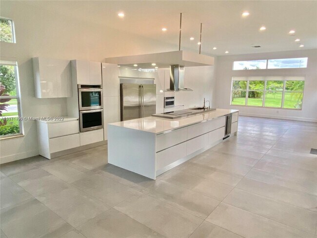 Foto del edificio - 15106 SW 40th St