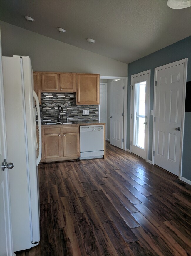 Foto del edificio - Beautiful 3 bed 3 Bath Ranch-Style Home in Wellington!