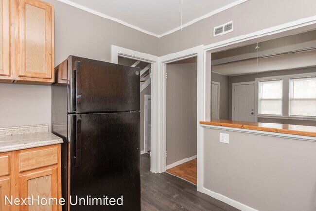 Foto del edificio - 2 br, 1 bath House - 737 W. 1st St.