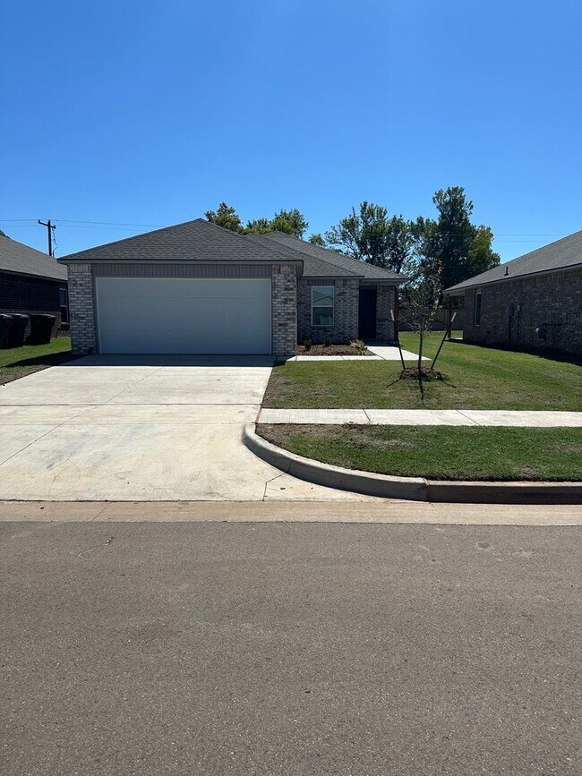 Building Photo - *Save $500!* NEW Three Bedroom | Two Bath Home in Morgan Glen