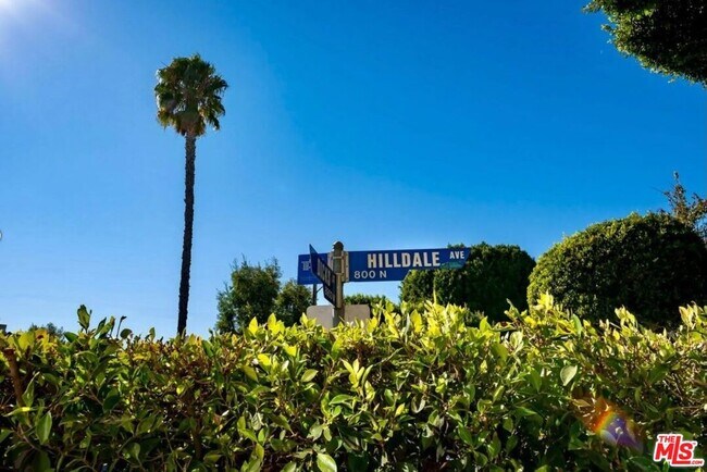 Foto del edificio - 866 Hilldale Ave