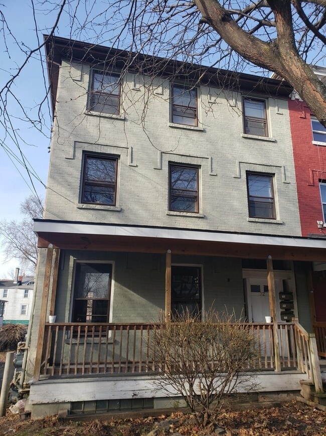 Building Photo - 78 Garden St