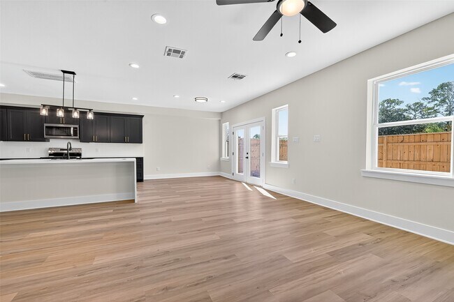 Foto del edificio - 12315 New Jordan Ln