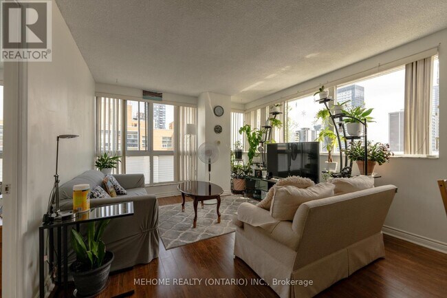 Photo du bâtiment - 7-607 Broadway Ave