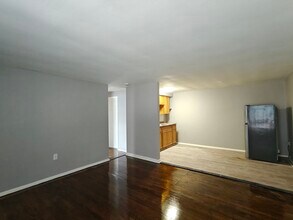 Building Photo - 7131 Marshall Rd