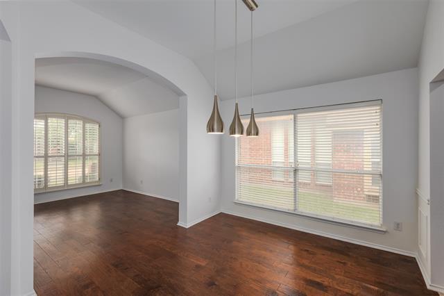 Foto del edificio - 1433 Woodmont Dr