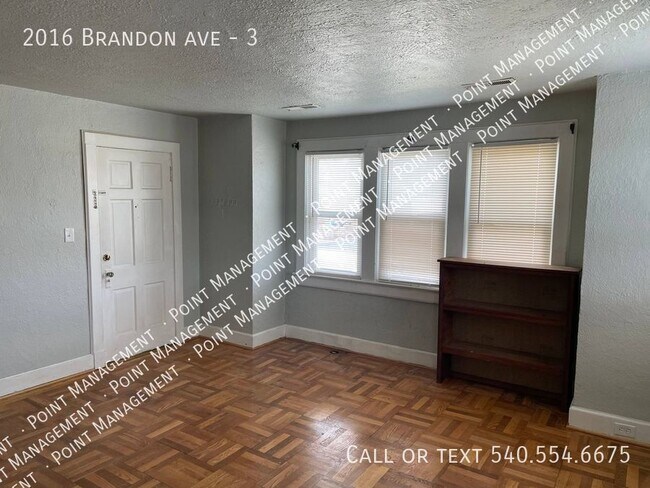 Foto del edificio - Quiet 2 bed 1 bath in Raleigh Court