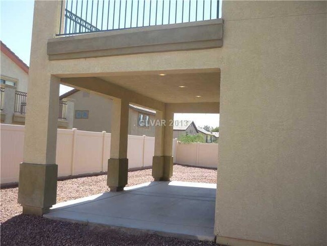 Foto del edificio - 5624 Clotidle Soupert Ct