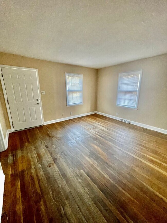 Foto del edificio - Terrybrook1930