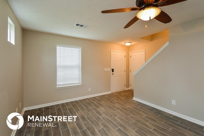 Foto del edificio - 140 Meadowridge Dr