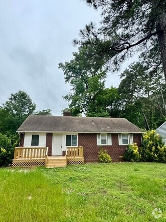 Building Photo - 438 Pine Ridge Rd
