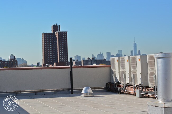 Building Photo - 865 Willoughby Ave