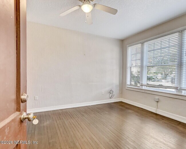 Building Photo - 1020 Stockton St